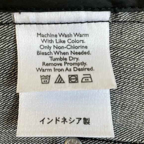 Eddie Bauer Jacket Womens Medium Workwear Denim Button Up Trucker Coat Stretch - Picture 7 of 9